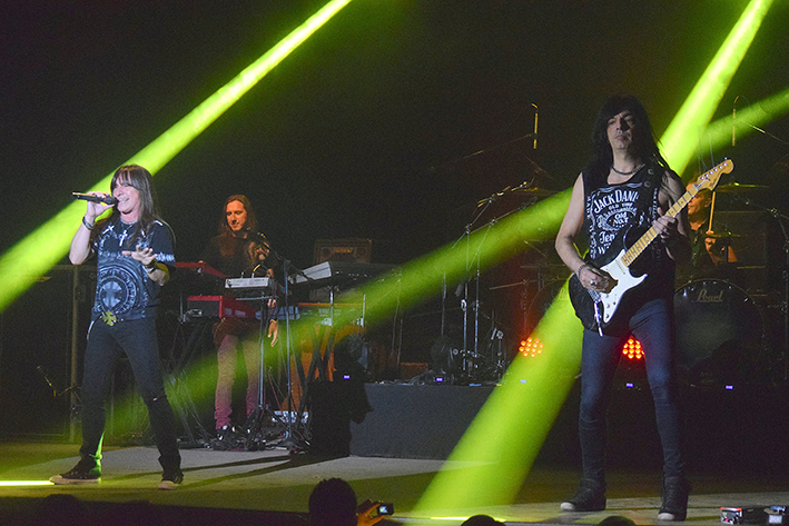 Celebración del rock incendiario