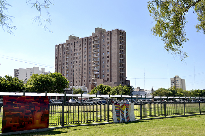 Ningún edificio puede tener más de 13 pisos