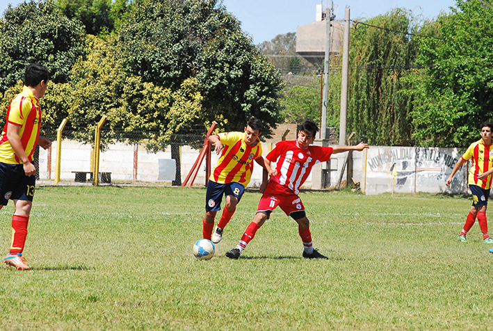 Empieza inferiores y con un  reconocimiento a “Chinchu”