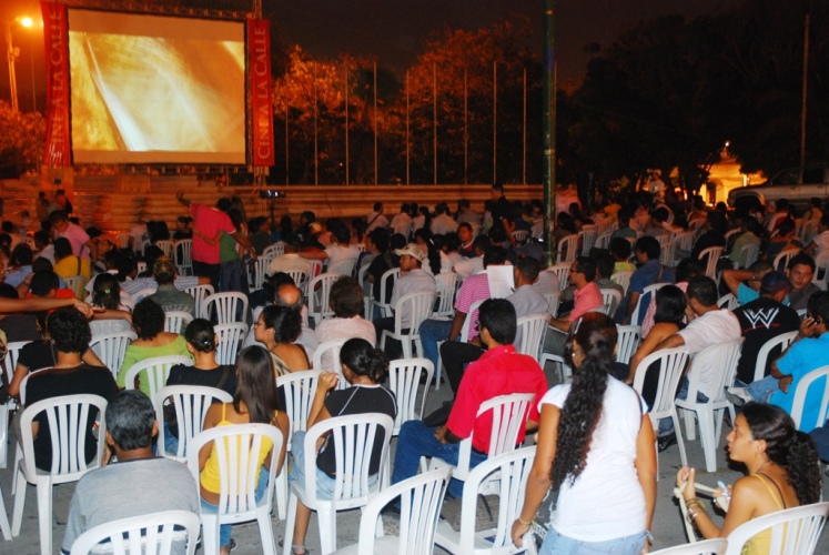 Proyectarán cine en la calle