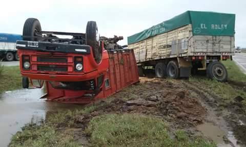 Vuelco en la autopista