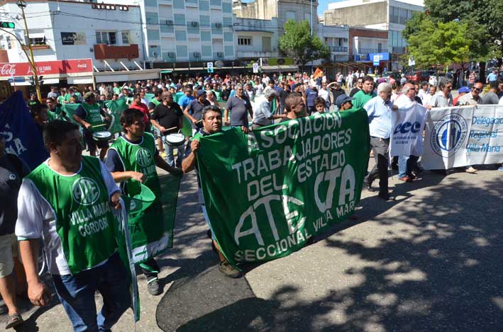 Tercer paro de estatales a la gestión de Macri, con movilización en Villa María