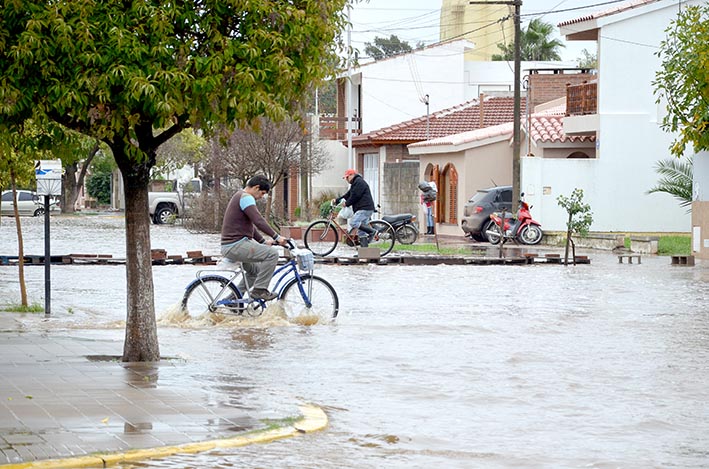 “Nos mandaron un río”