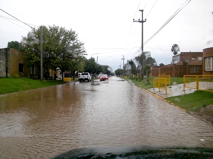 Poca lluvia, pero el mismo problema