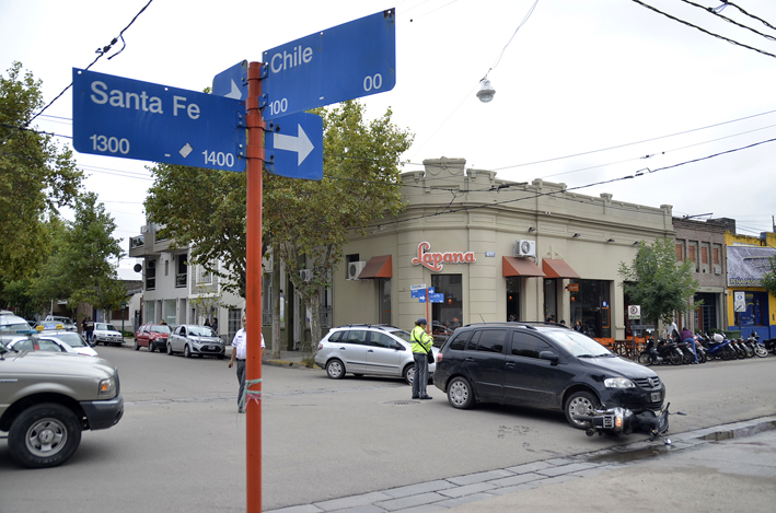 Una septuagenaria sufrió quebradura en un accidente