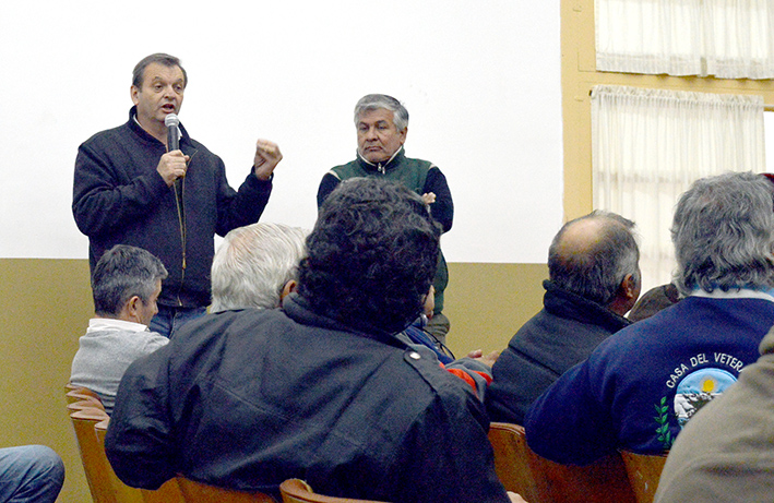 Elio Grandis, autoridad de veteranos