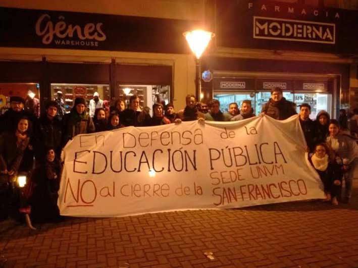 Intervinieron la Peatonal en defensa de la sede San Francisco de la UNVM