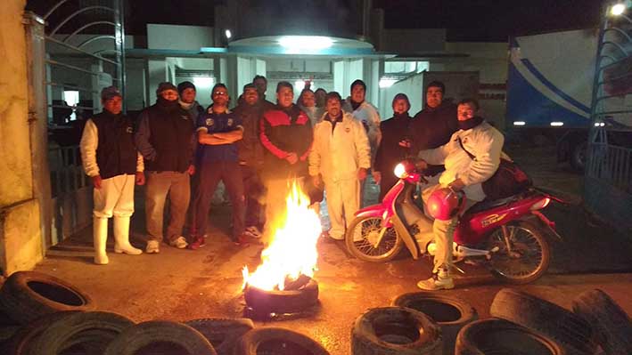 Protesta en el Matadero por mejores condiciones laborales