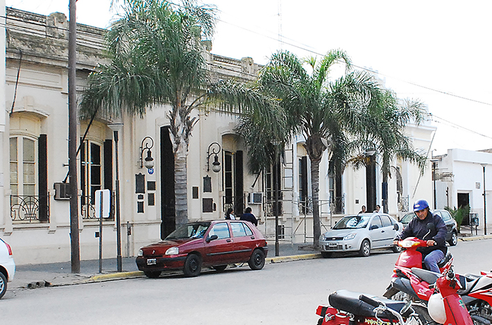 Exintendentes dicen que no son de sus gestiones los fondos no rendidos