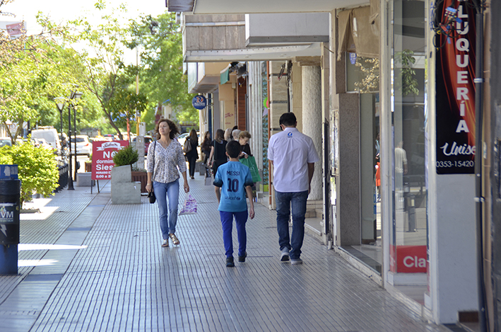 Se gastó menos que en 2015 para el regalo de mamá