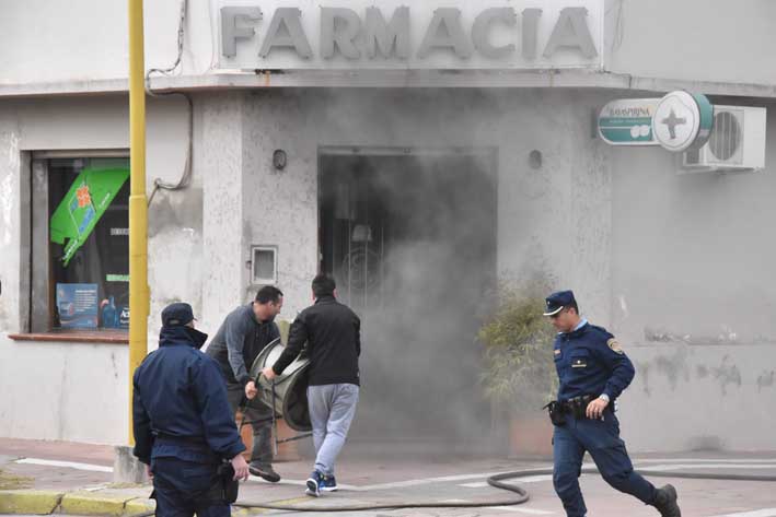 Fuego en una farmacia