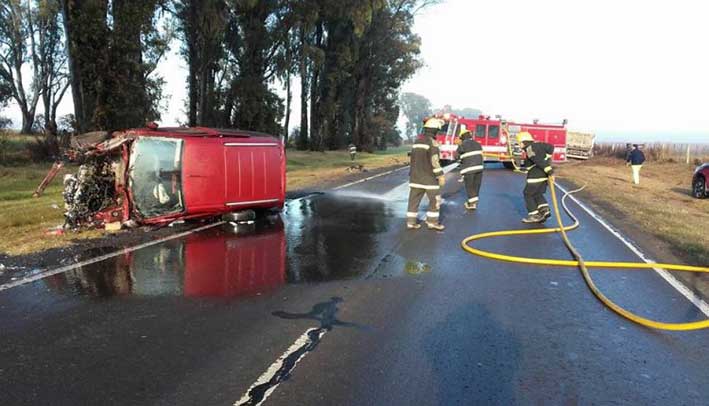 Chocaron un utilitario, un camión,  una combi, un auto y una camioneta