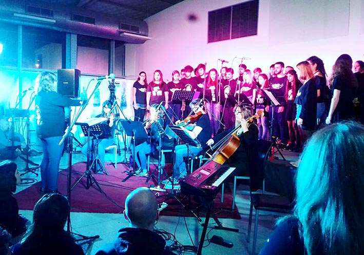 Exito y emoción en el tributo del Coro Nonino a Charly García