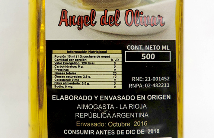 Detectaron y decomisaron en dos comercios, aceite de oliva prohibido