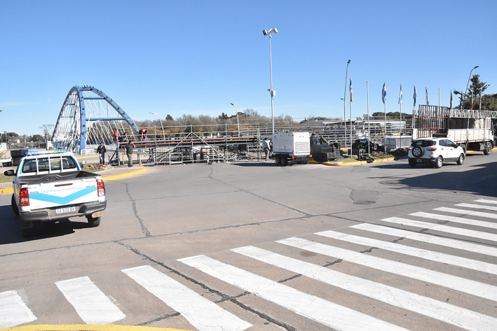 El gobernador Schiaretti llega a la ciudad para encabezar los festejos