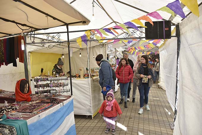 “Comparado con otros años se ha notado una baja en las ventas”