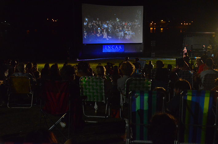 Anoche comenzó el “Cine bajo las estrellas”