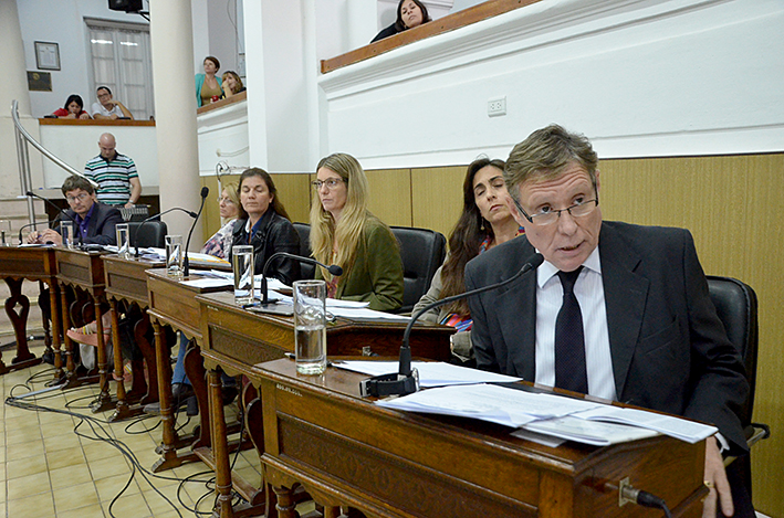 “Estoy muy satisfecho con la relación establecida con las otras bancadas”