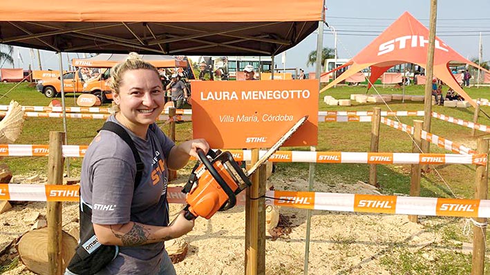 Artista local fue seleccionada para una Competencia de Escultores